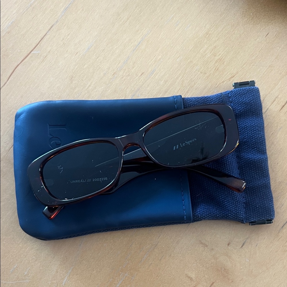 Le Specs Brown Rectangular Sunglassses with case